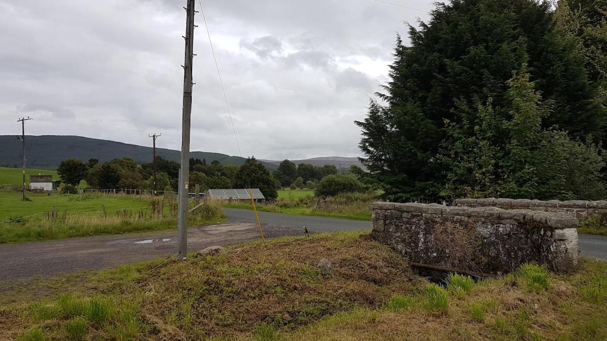 Glenisla Hotel Blairgowrie and Rattray Exterior photo